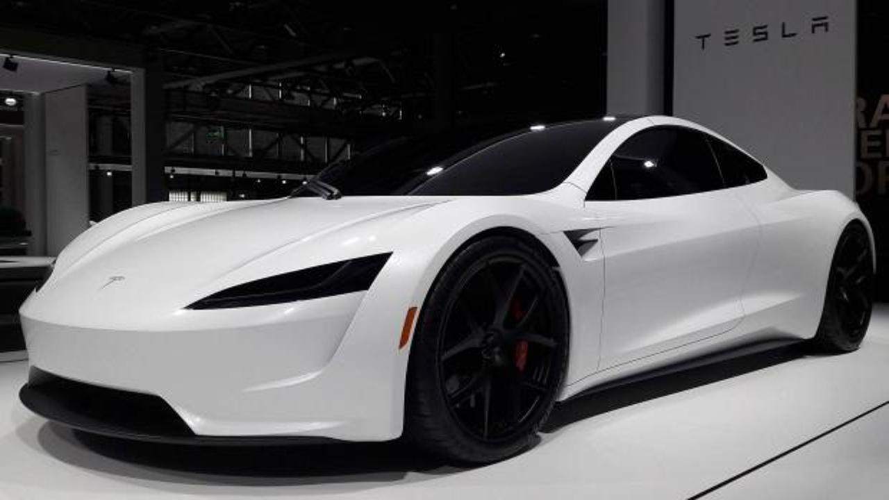 109 çift bebeklerinin ismini Tesla koydu!