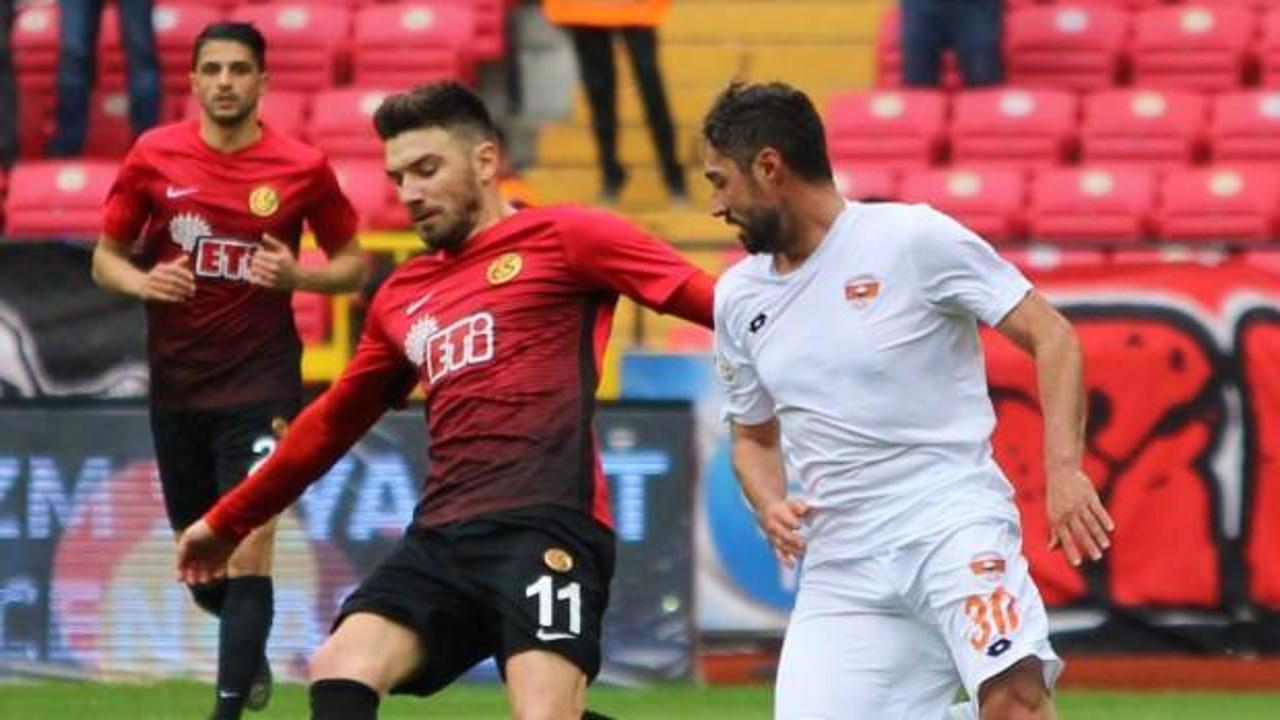 Adanaspor Eskişehir'de farka koştu