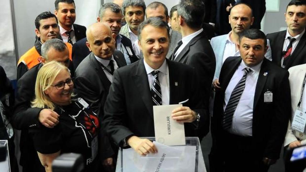 Beşiktaş'ta Fikret Orman 5. kez başkan seçildi