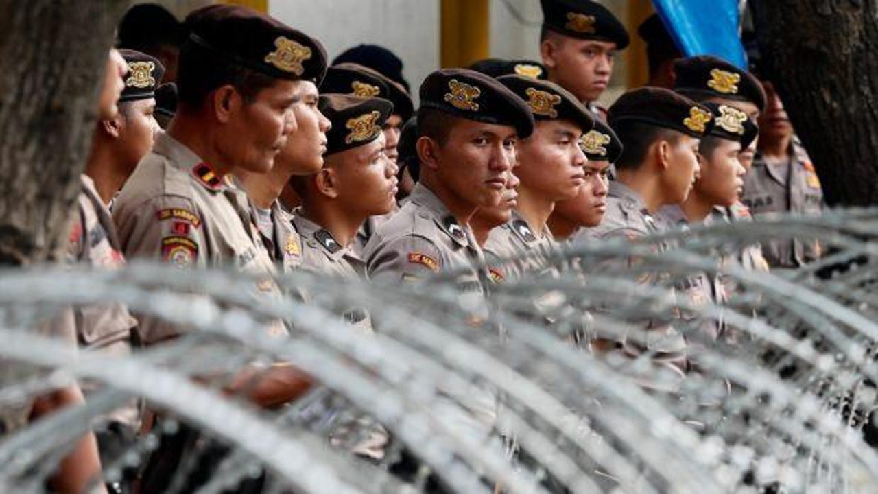 Endonezya'da kavga büyüyor! ABD vatandaşlarını uyardı