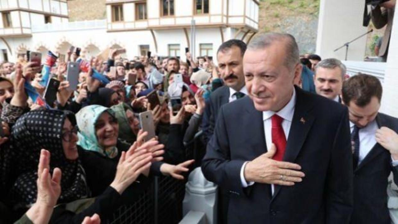 Erdoğan, AK Parti İstanbul İl Başkanlığı'nda