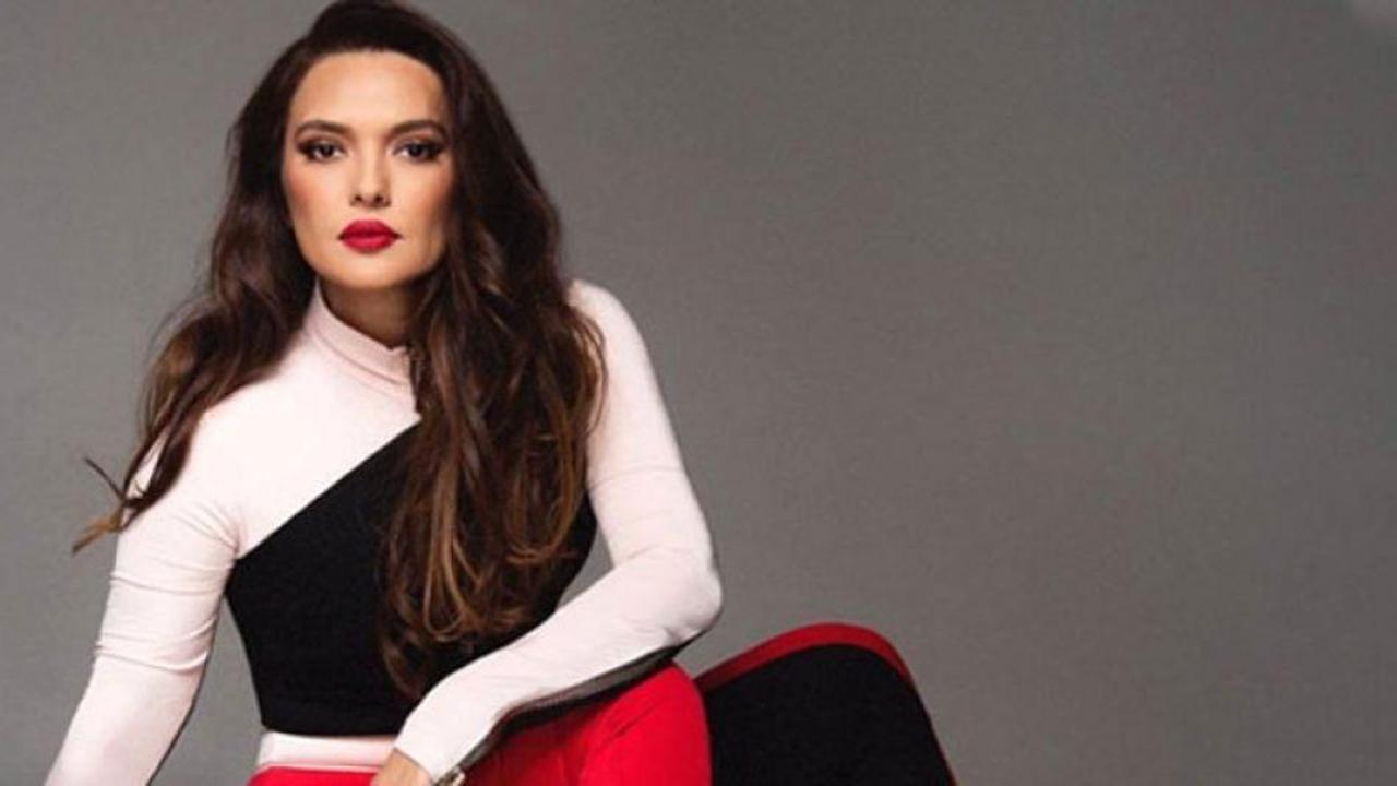 Demet Akalın'dan şarkısını tekrar okuyan Ceyla Koynat'a engel!