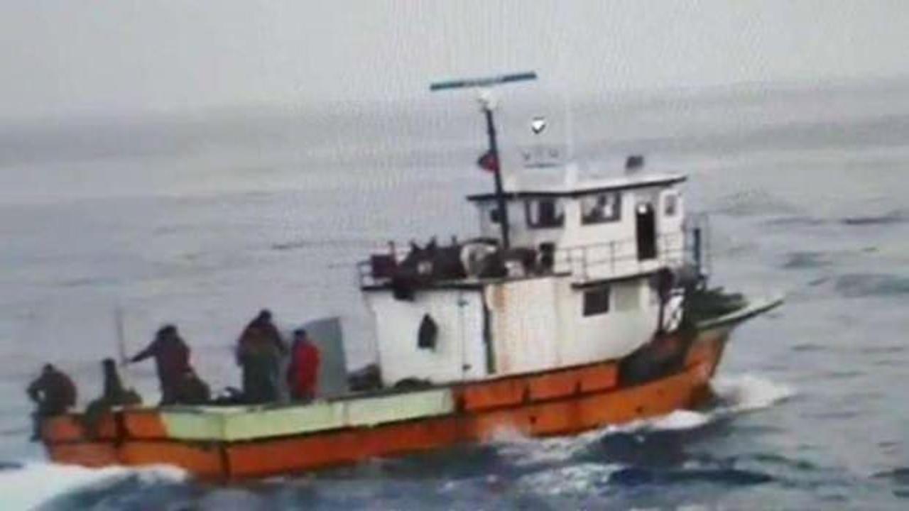 Romanya Türk balıkçı teknesini batırdı! Yaralılar var