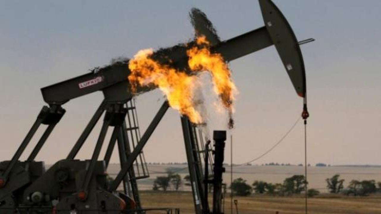 Suudi Arabistan'dan ham petrol miktarıyla ilgili açıklama
