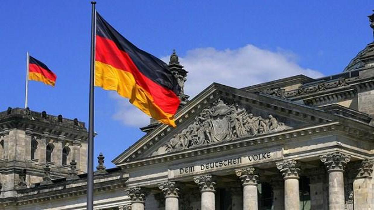 Alman hükümeti elektrikli otomobillere teşvik süresini uzattı