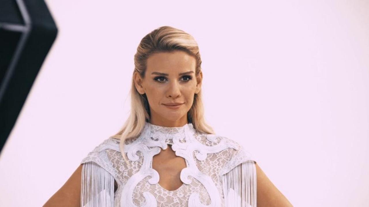 Esra Erol'dan anne-oğul pozu!