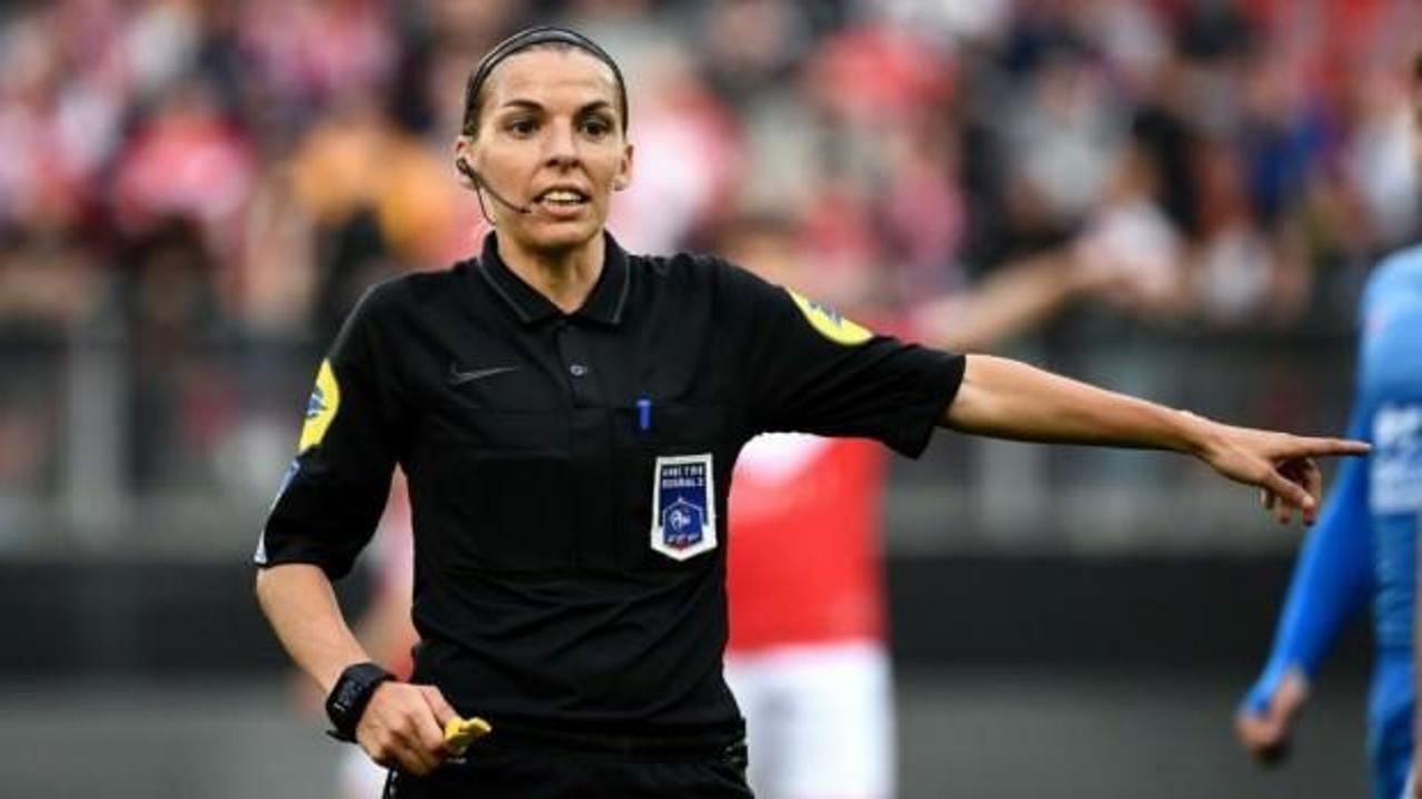 Fransa Ligue 1'de kadın hakem kararı