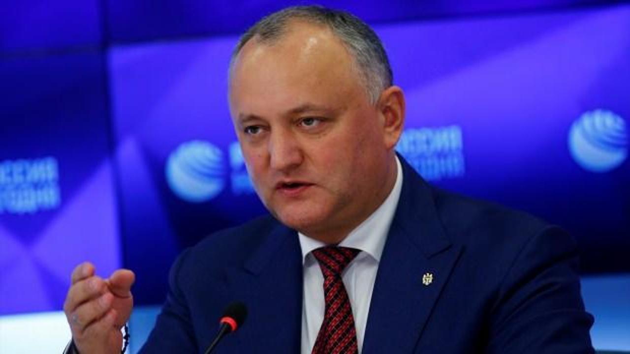 Moldova Cumhurbaşkanı Dodon görevden alındı!