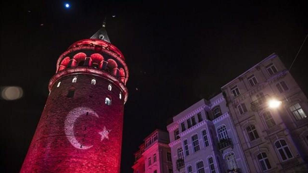İBB Millilere destek için #İstanbulKırmızıBeyaz diyor!