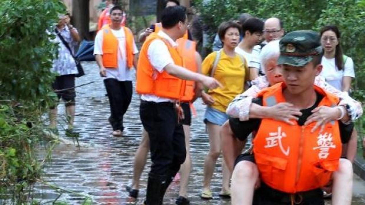 Sel, Çin'i vurdu: Ölü sayısı artıyor