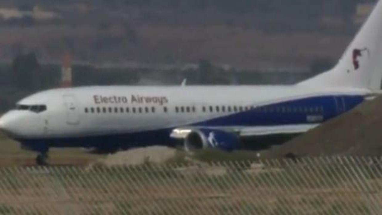 İsrail'de yolcu uçağı acil iniş yaptı!