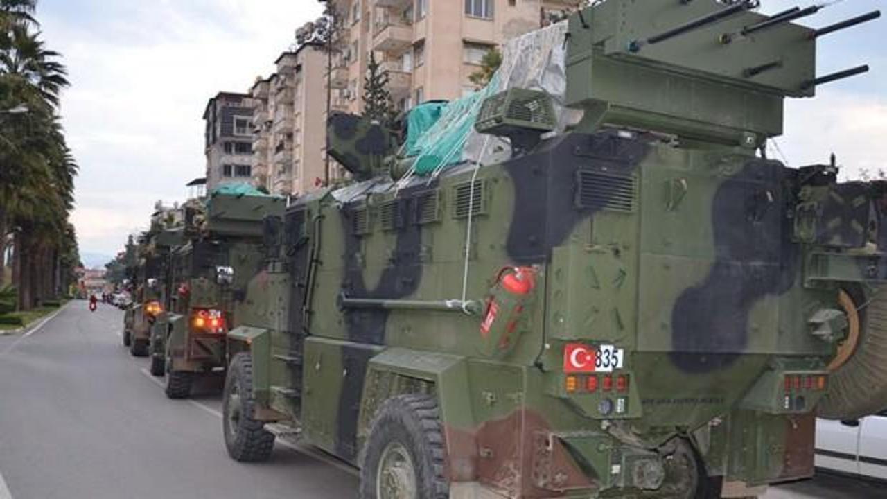 Suriye sınırına zırhlı araç ve komando takviyesi 