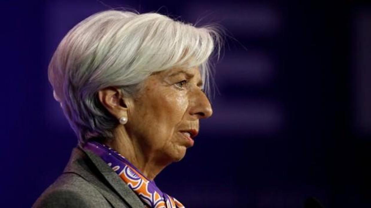 AB maliye bakanlarından Lagarde'a destek