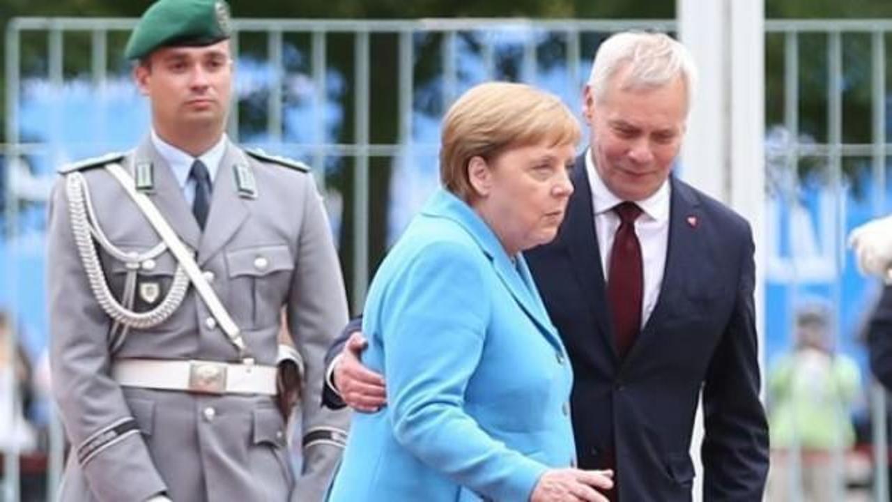 Almanlar açıkladı! Merkel'in titremesinin nedeni