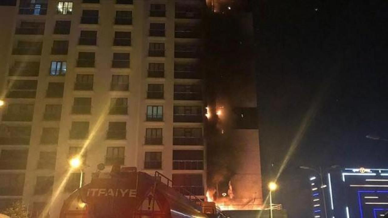 Ankara'da 16 katlı binada korkutan yangın