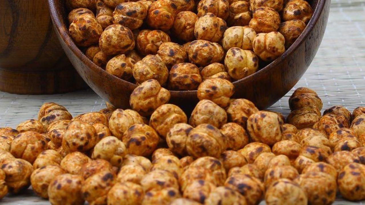 Kavrulmuş leblebinin faydaları nelerdir? Kalsiyum deposu kavrulmuş leblebi...