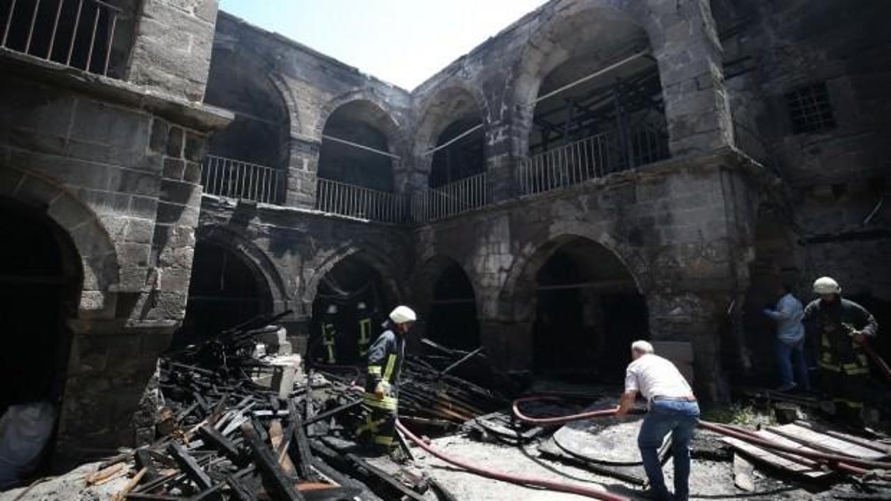 Kayseri'de tarihi handa yangın
