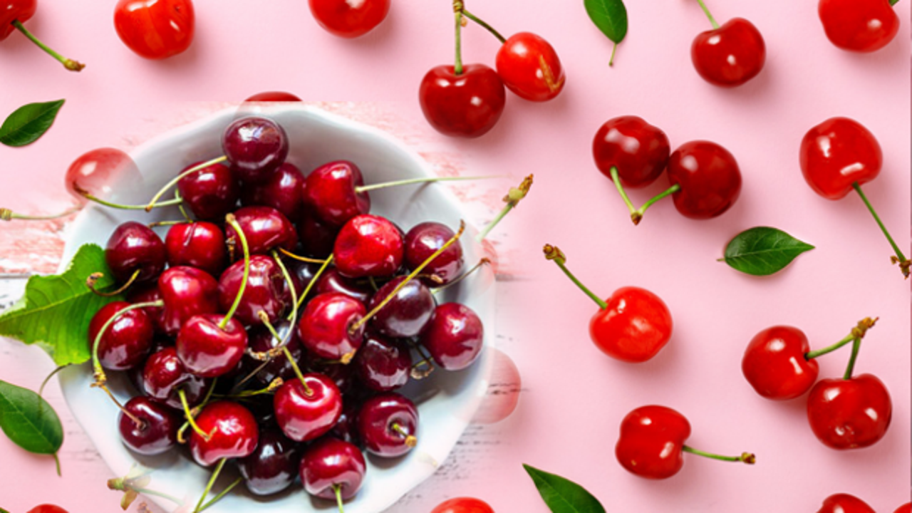 Kiraz kilo verdirir mi? Ahmet Maranki'den zayıflatan kiraz detoksu yapımı