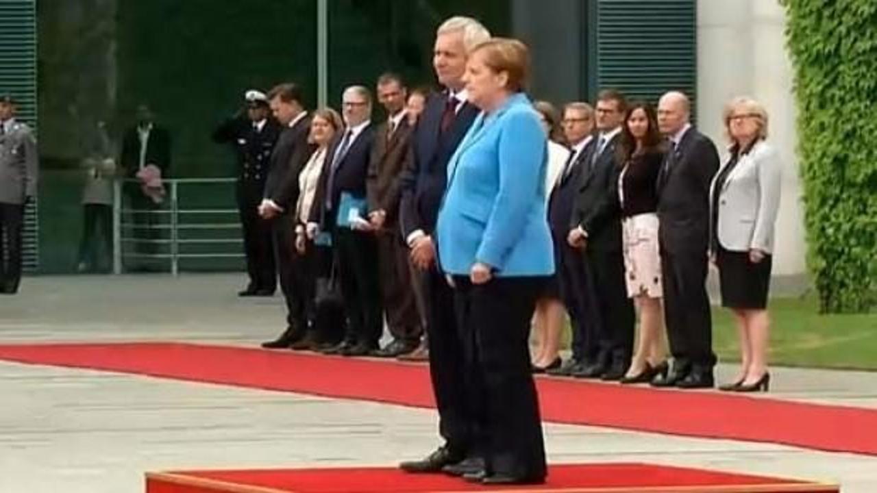 Merkel'den korkutan görüntüler! 3 oldu