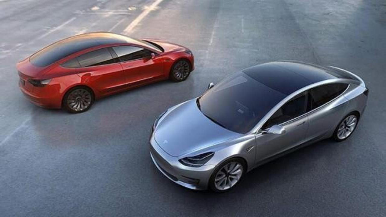 Tesla Model 3'ün fiyatını düşürdü