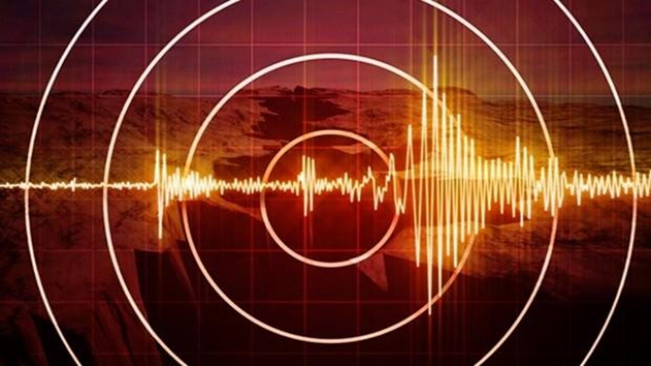 Yunanistan'ın başkenti Atina'da iki şiddetli deprem