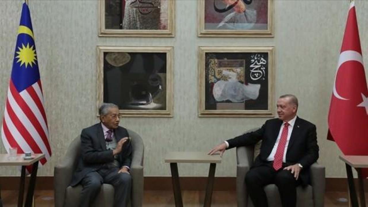 Cumhurbaşkanı Erdoğan, Malezya Başbakanı Mahathir ile görüştü