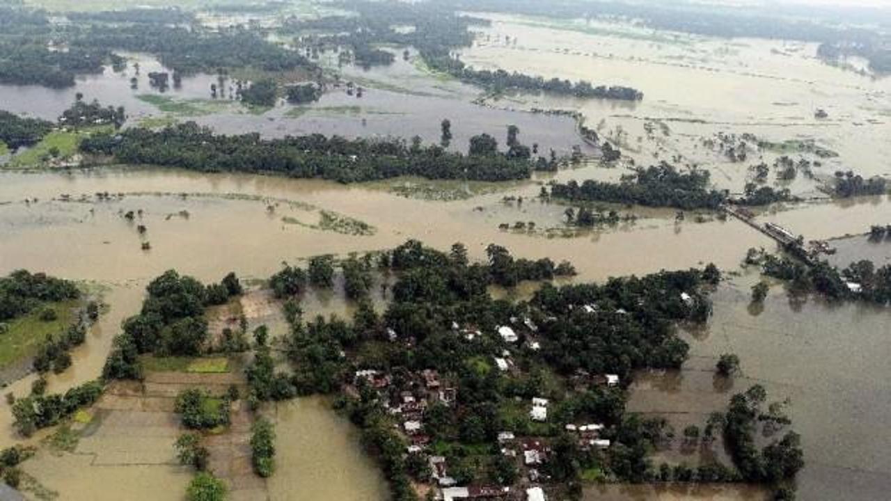 Hindistan'da aşırı yağışlar nedeniyle 4 günde 10 kişi öldü
