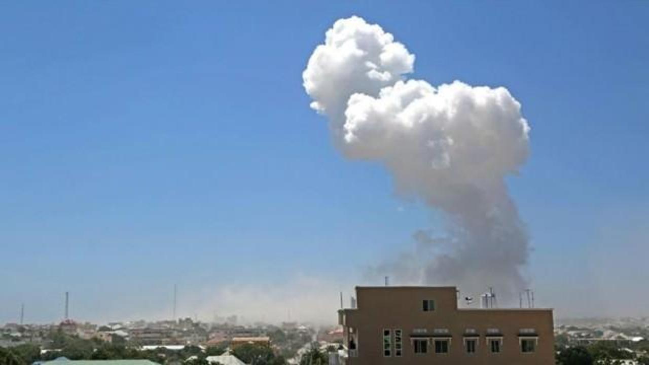 Somali’de güvenlik toplantısı yapılan binada patlama: 6 ölü