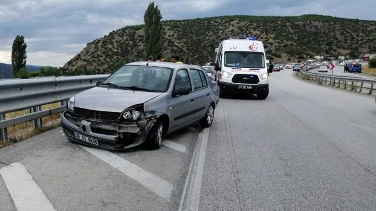 11 araç birbirine girdi: 7 kişi yaralandı