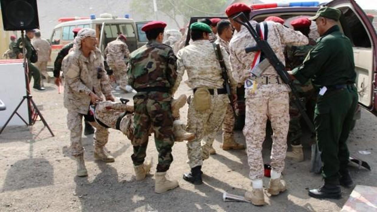 Dünden sonra Yemen'de bir saldırı daha! Çok sayıda asker öldü