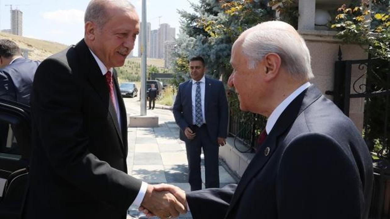 Erdoğan, Bahçeli'yi evinde ziyaret etti