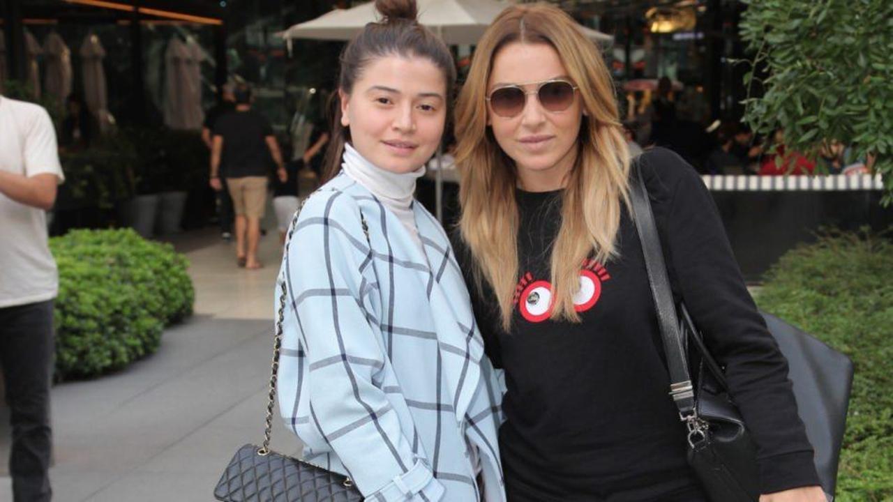 Hadise'den kardeşi Derya Açıkgöz ile ilgili sevindiren paylaşım