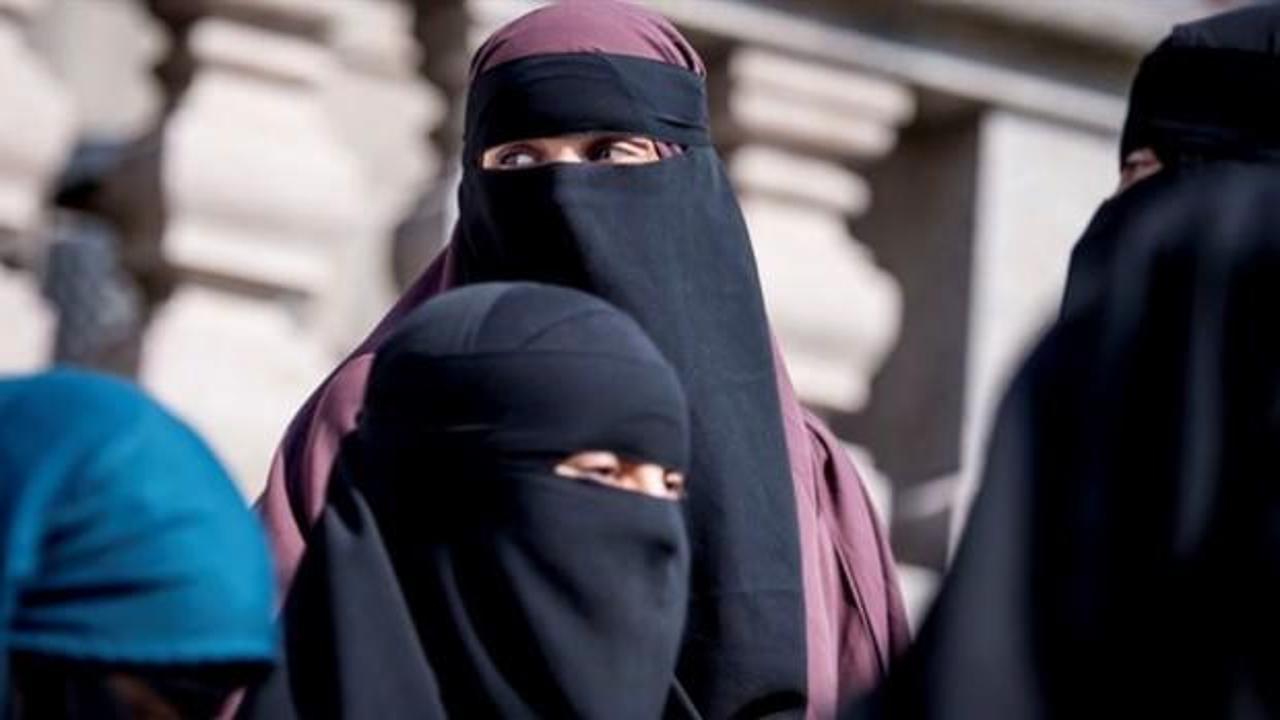 Hollanda'da 'burka' sebebiyle parka alınmamıştı! Belediye özür diledi
