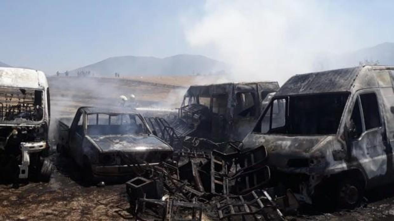 Hurda deposunda yangın: 6 araç kül oldu