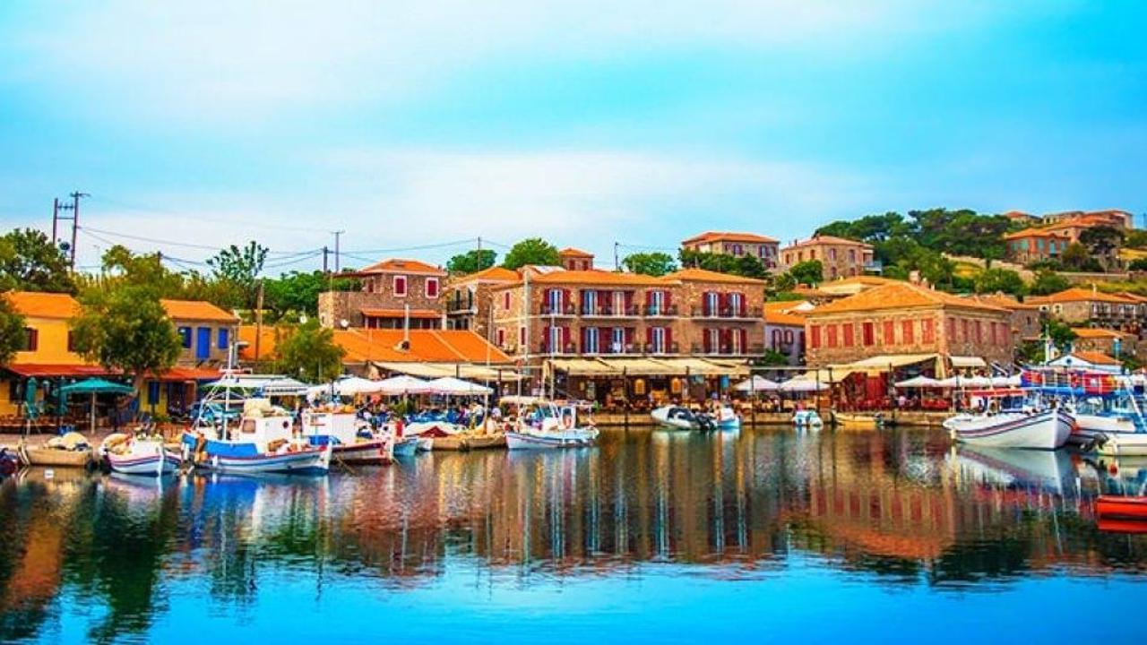 T&uuml;rkiye'den feribotla gidilebilen Yunan adaları