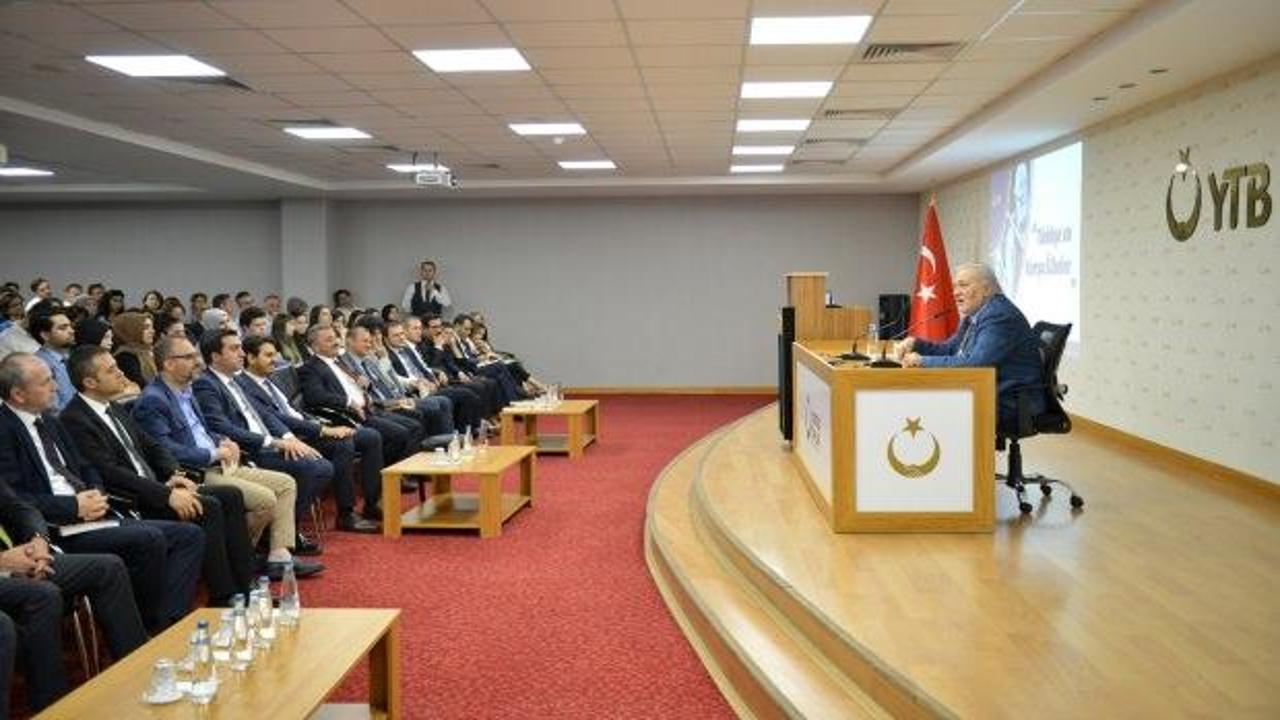 İlber Ortaylı “Türkiye ve Komşu Ülkeler” konulu konferans verdi