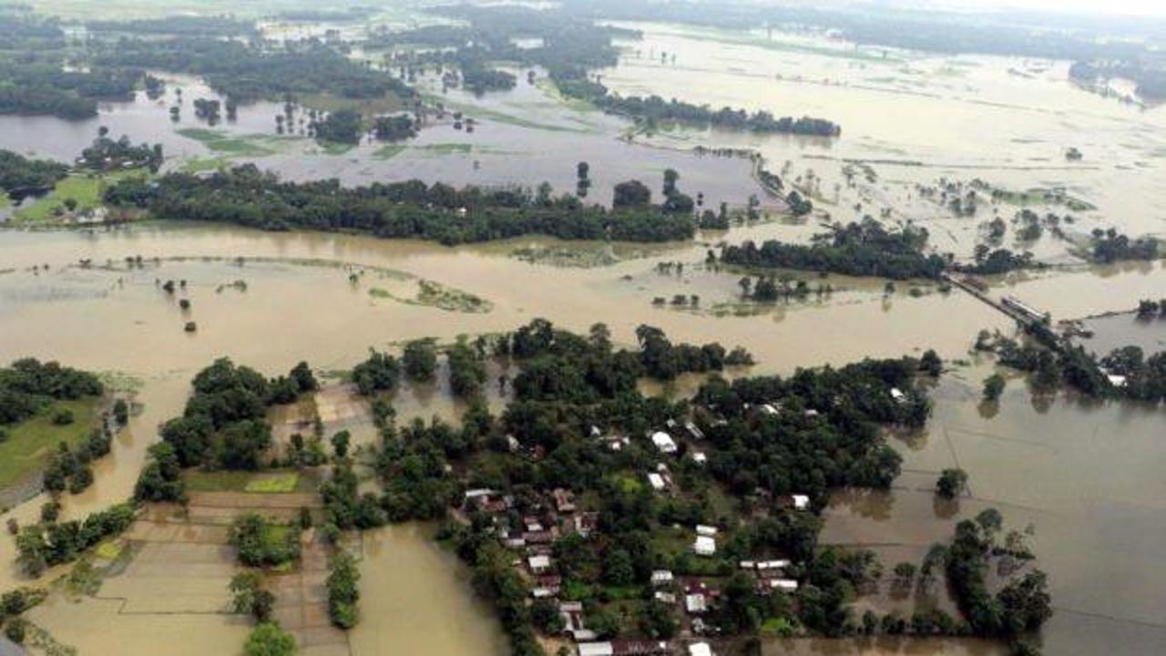 Hindistan’daki sel felaketinde ölü sayısı 95'e çıktı