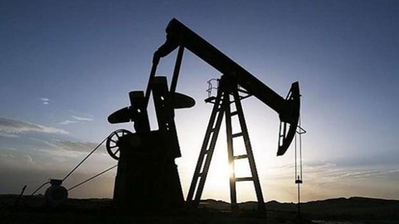 Brent petrolün varili 57,42 dolar