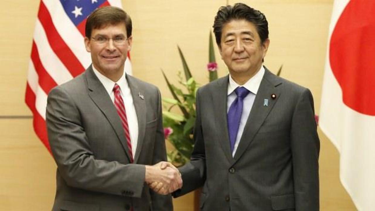 ABD Savunma Bakanı Esper Japonya'da 