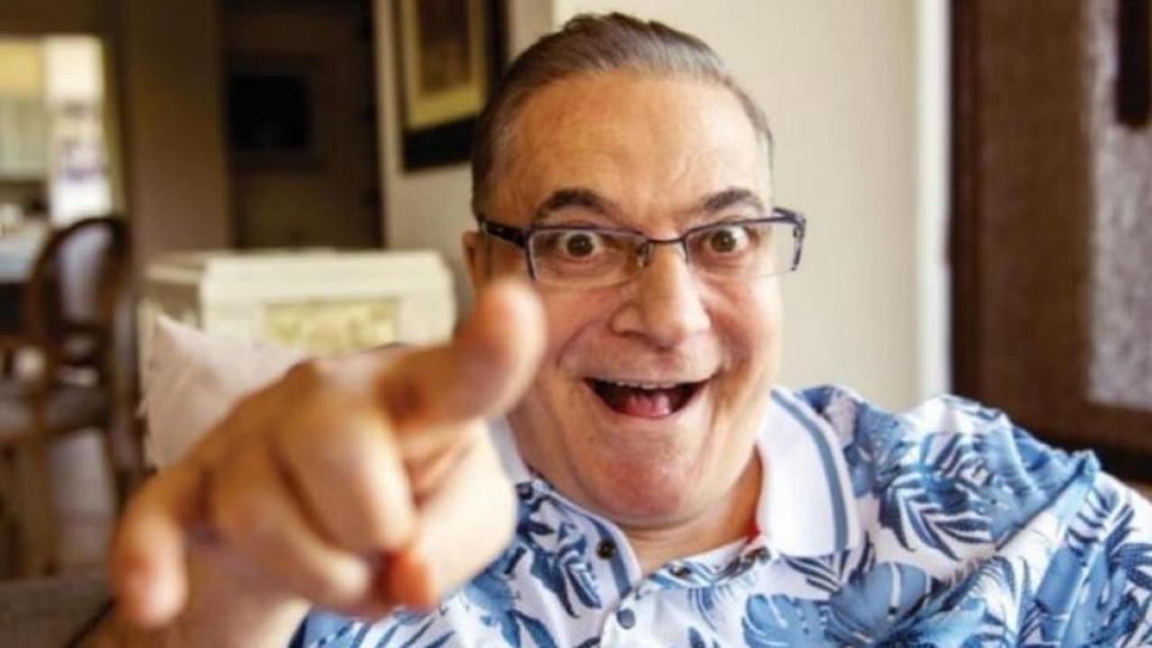 Mehmet Ali Erbil m&uuml;jdeli haberi a&ccedil;ıkladı! Dede oluyor...