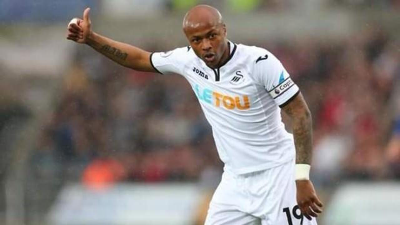 Ayew 2 golle maçın yıldızı oldu