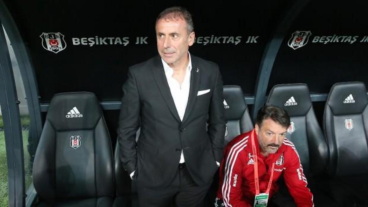 Beşiktaş taraftarından Avcı'ya istifa çağrısı