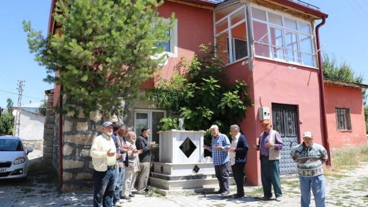 Sivas'ta esrarengiz olay! K&ouml;yde bir&ccedil;ok kişi aynı r&uuml;yayı g&ouml;r&uuml;nce...