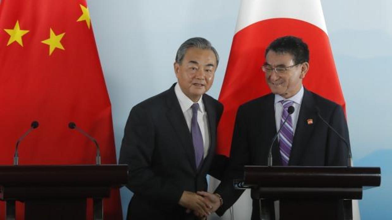 Japonya'dan Hong Kong yorumu! 'Barışçıl bir şekilde sona ermeli'