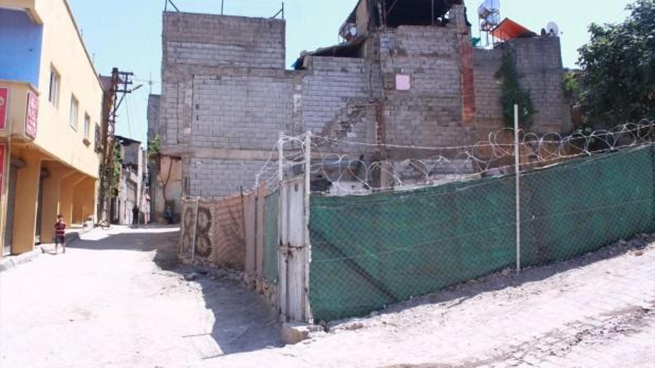 Yıkımda evi zarar gören aileden HDP'li belediyeye tepki