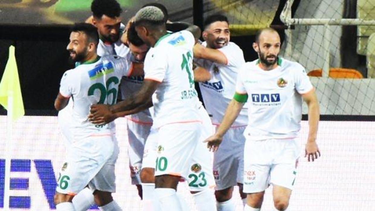 Alanyaspor'u zirveye taşıyan 3 puan!