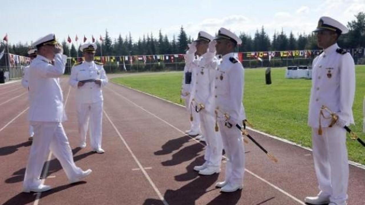 Deniz Kuvvetleri'ne 390 genç subay katıldı