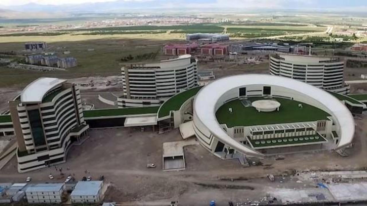 Erzurum Şehir Hastanesi'nin yüzde 95'i tamamlandı