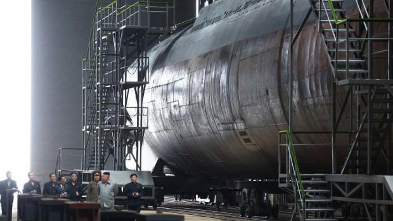 Gerilim tırmanıyor: Güdümlü füze denizaltısı inşa etti