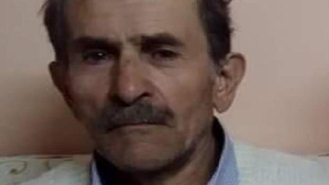 Kesilen ağacın altında kalıp, &ouml;ld&uuml;